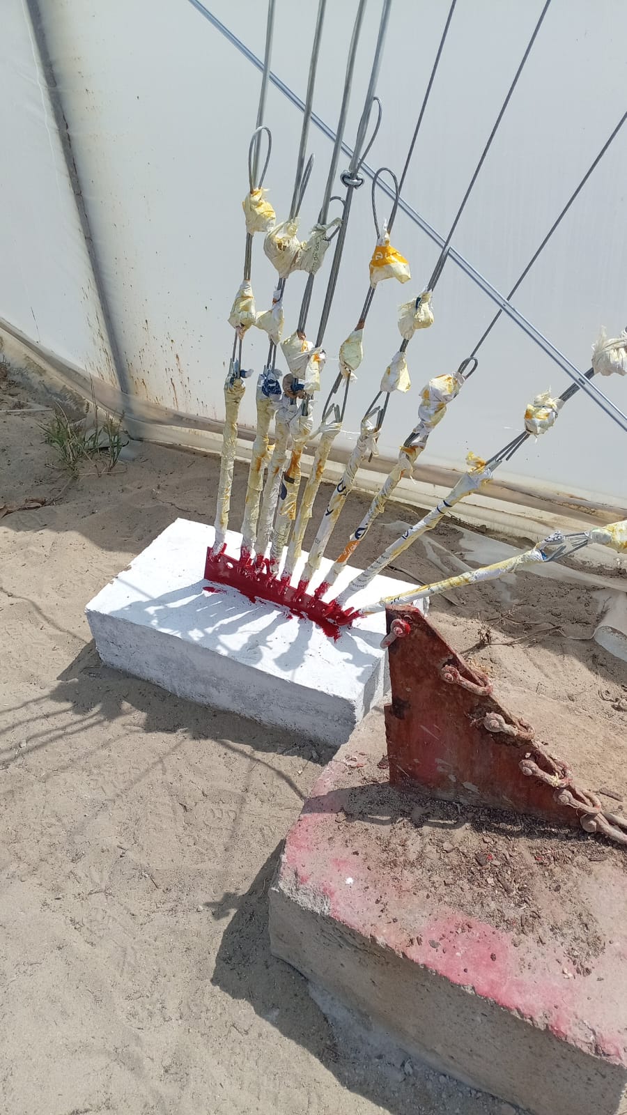 Instalación de torre ventada de 42m - 6