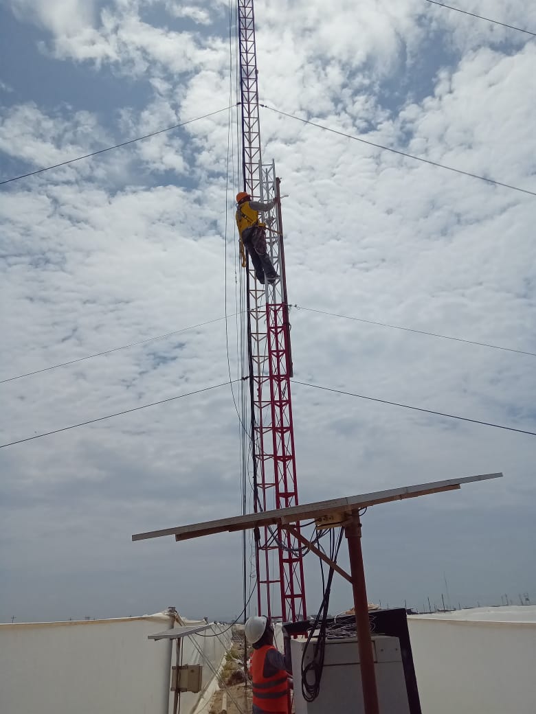 Instalación de torre ventada de 42m - 2